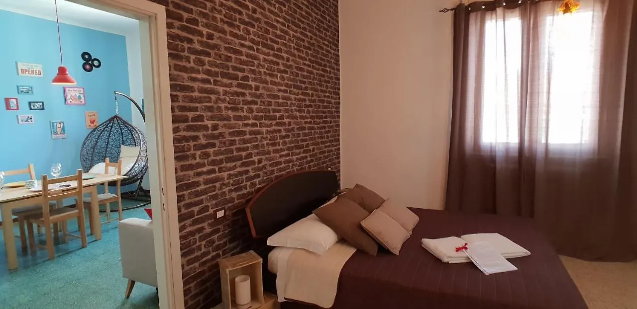 Retro Apartment بيرغامو